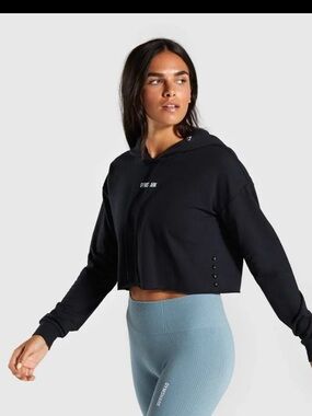 Gymshark Black Power Down Cropped Hoodie Size Small